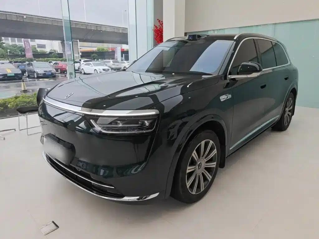 Wenjie M8 2025 Extended Range Max+ Version 53.4kWh 6-Seat Version (192-line LiDAR) — миниатюра 2