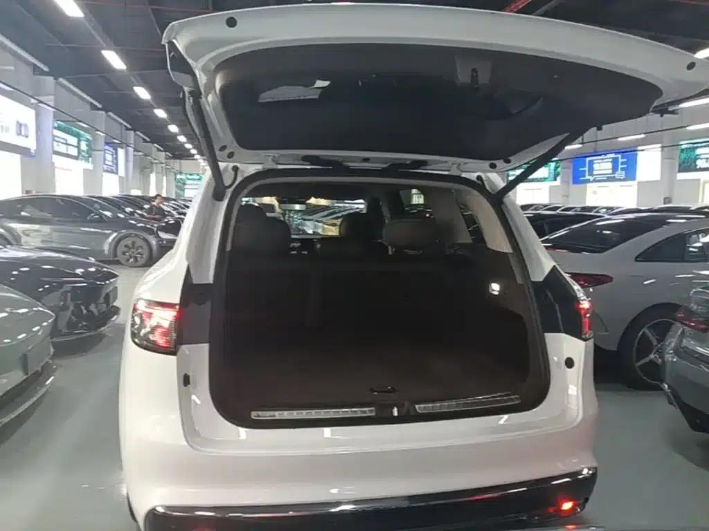 Wenjie M8 2025 Pure Electric Max+ 5-Seat Long Range Version (192-line LiDAR) — миниатюра 19