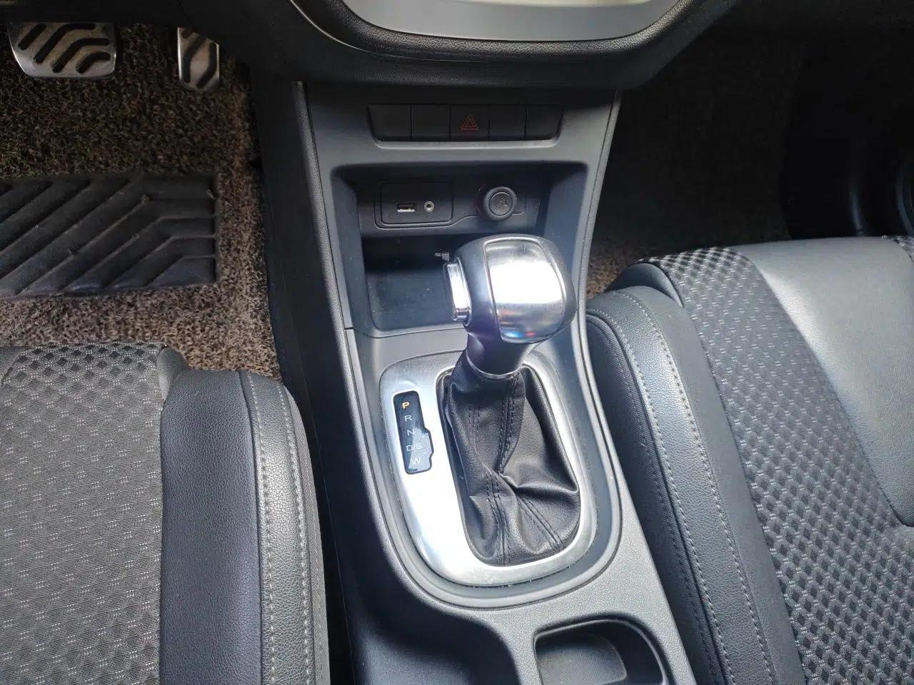 MG GT 2015 1.5T Automatic Elite Edition — миниатюра 14