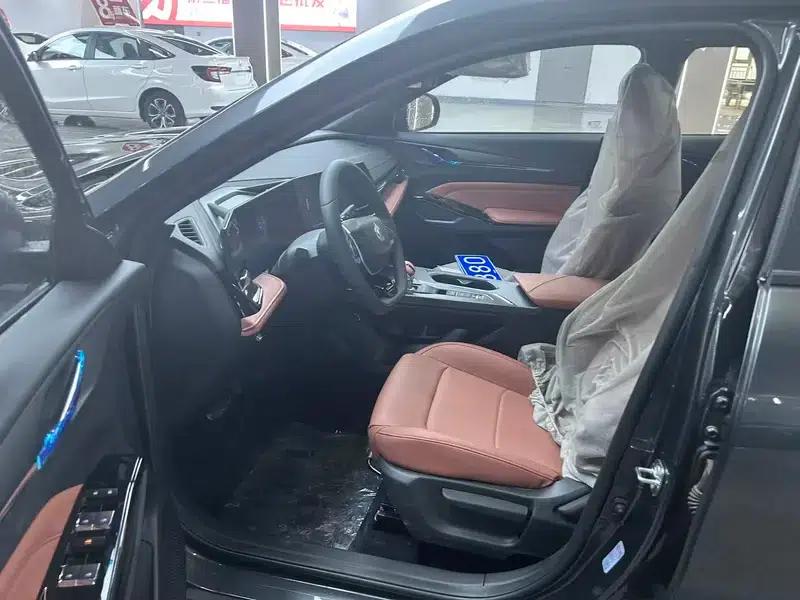 Changan X5 PLUS 2025 1.5T DCT Pioneer Edition — миниатюра 7