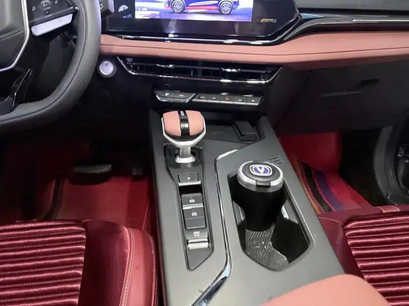 Changan X5 PLUS 2025 1.5T DCT Pioneer Edition — миниатюра 12