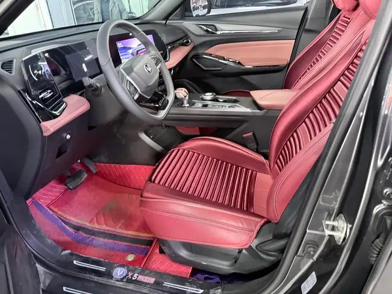 Changan X5 PLUS 2025 1.5T DCT Pioneer Edition — миниатюра 17