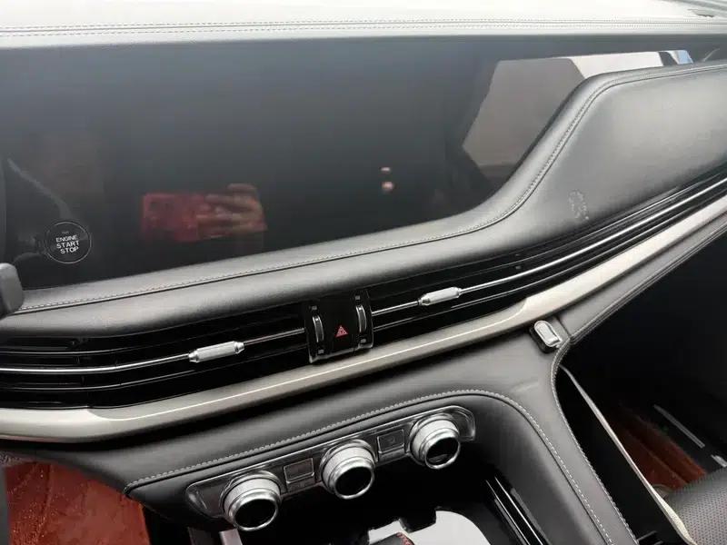 Changan CS95 2019 2.0T 4WD Luxury Edition — миниатюра 9