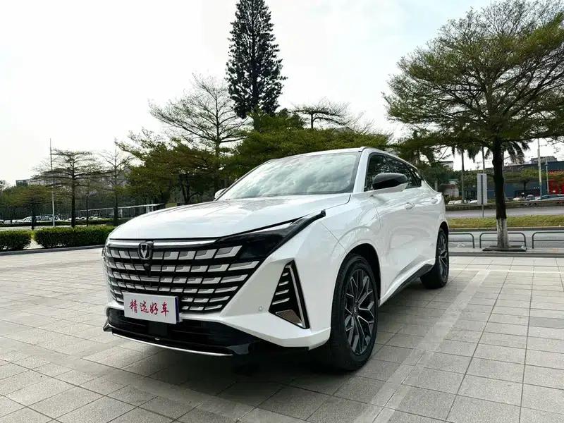 Changan UNI-Z 2025 1.5T DCT Premium Edition — миниатюра 1