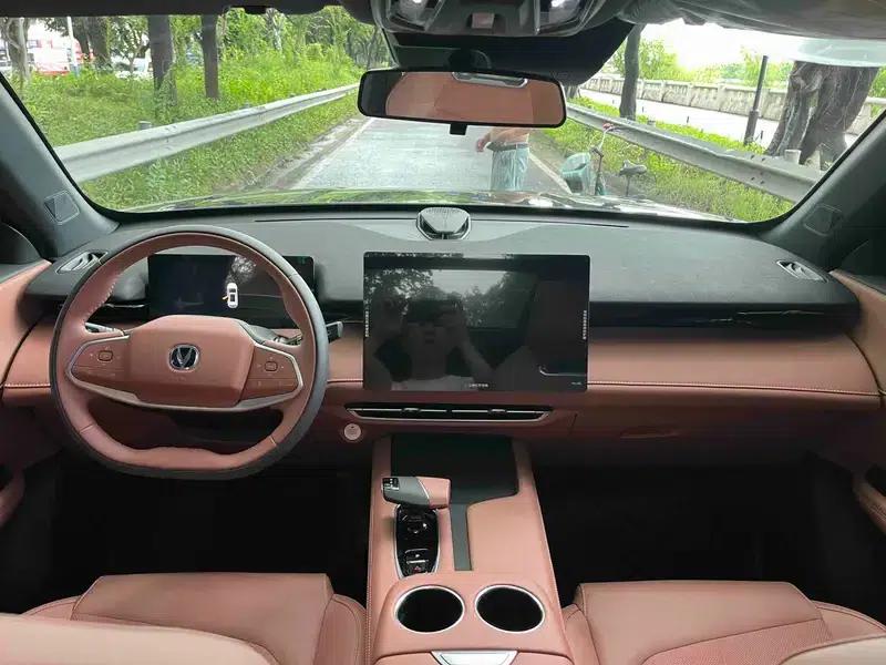 Changan UNI-Z 2025 1.5T DCT Luxury Edition — миниатюра 11