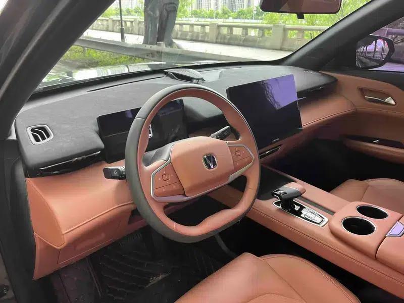 Changan UNI-Z 2025 1.5T DCT Luxury Edition — миниатюра 14