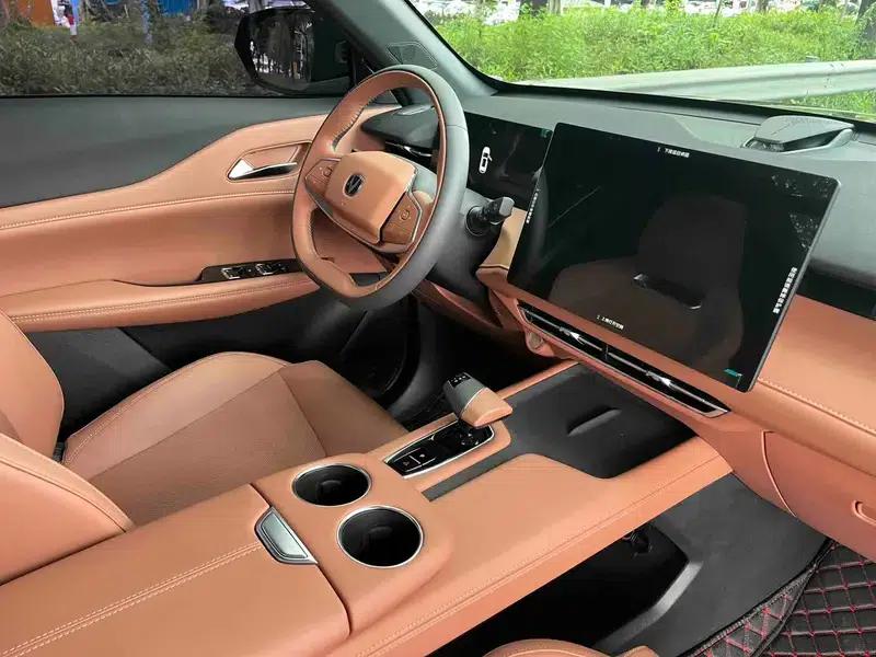 Changan UNI-Z 2025 1.5T DCT Luxury Edition — миниатюра 15
