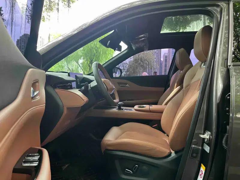 Changan UNI-Z 2025 1.5T DCT Luxury Edition — миниатюра 16