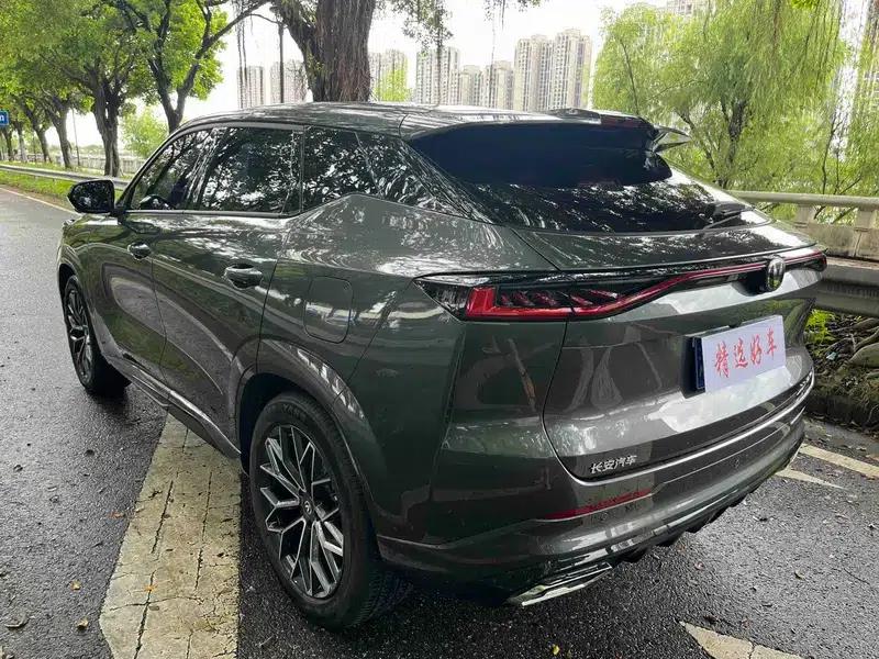 Changan UNI-Z 2025 1.5T DCT Luxury Edition — миниатюра 4