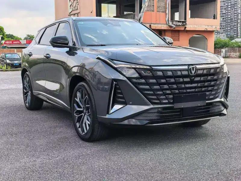 Changan UNI-Z 2025 1.5T DCT Premium Edition — миниатюра 2