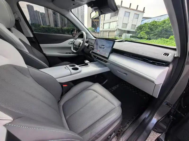 Changan UNI-Z 2025 1.5T DCT Premium Edition — миниатюра 9