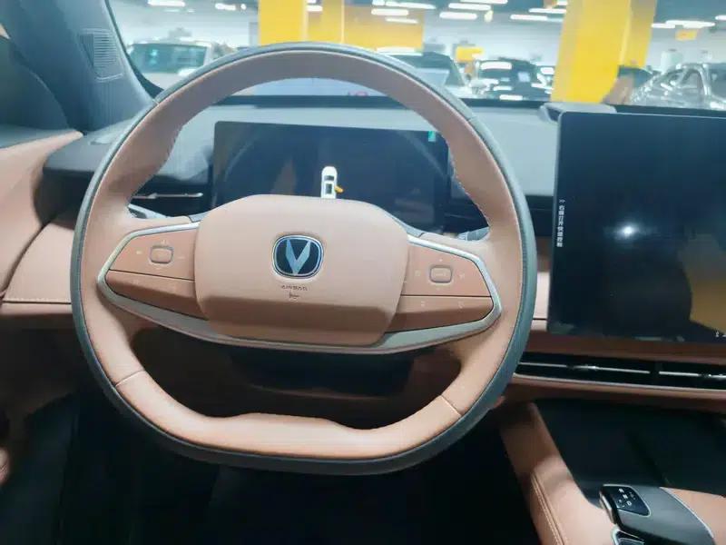 Changan UNI-Z 2025 1.5T DCT Luxury Edition — миниатюра 10
