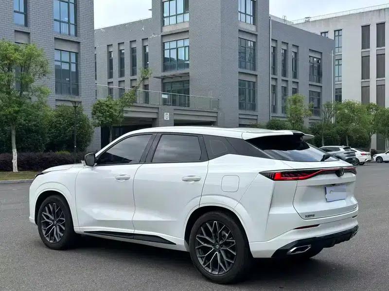 Changan UNI-Z 2025 1.5T DCT Luxury Edition — миниатюра 4