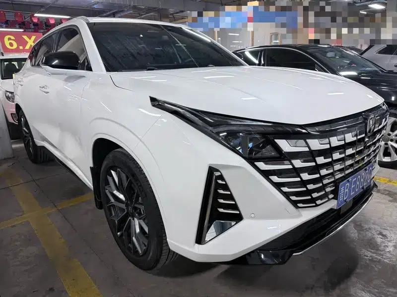 Changan UNI-Z 2025 1.5T DCT Premium Edition — миниатюра 2