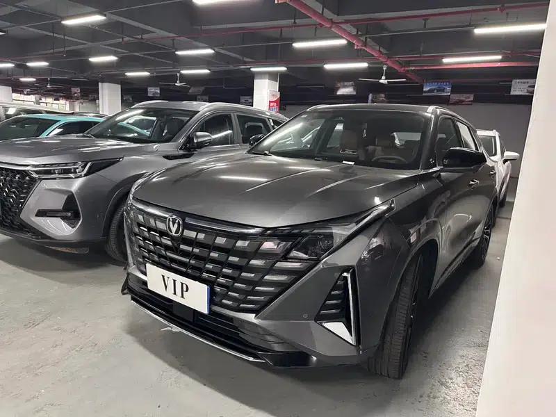 Changan UNI-Z 2025 1.5T DCT Premium Edition — миниатюра 1