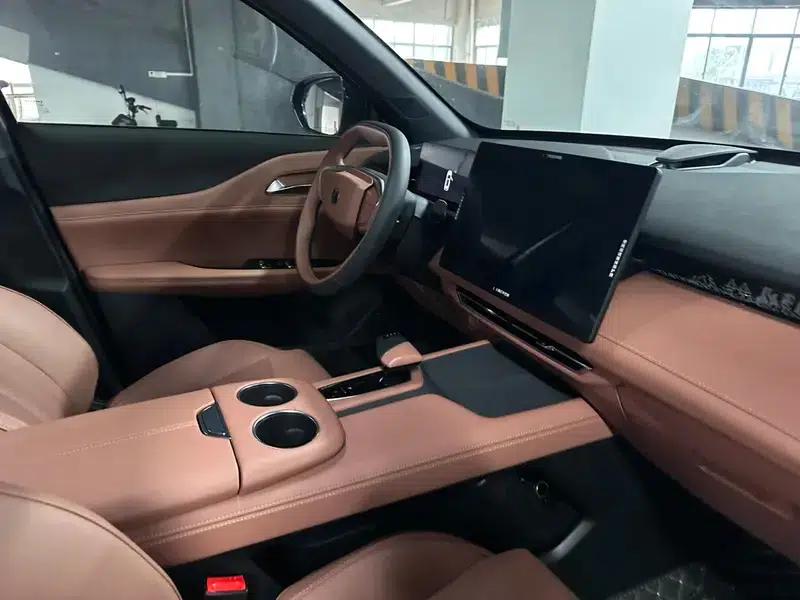 Changan UNI-Z 2025 1.5T DCT Premium Edition — миниатюра 11