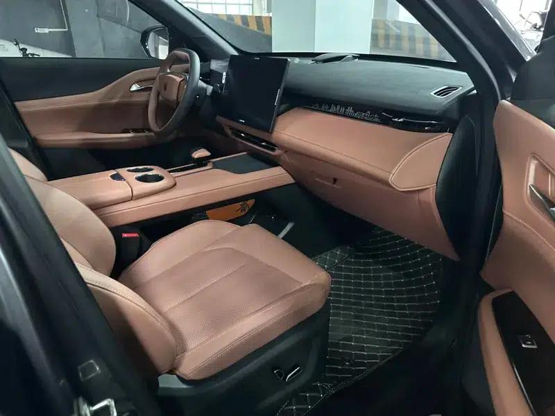 Changan UNI-Z 2025 1.5T DCT Premium Edition — миниатюра 8