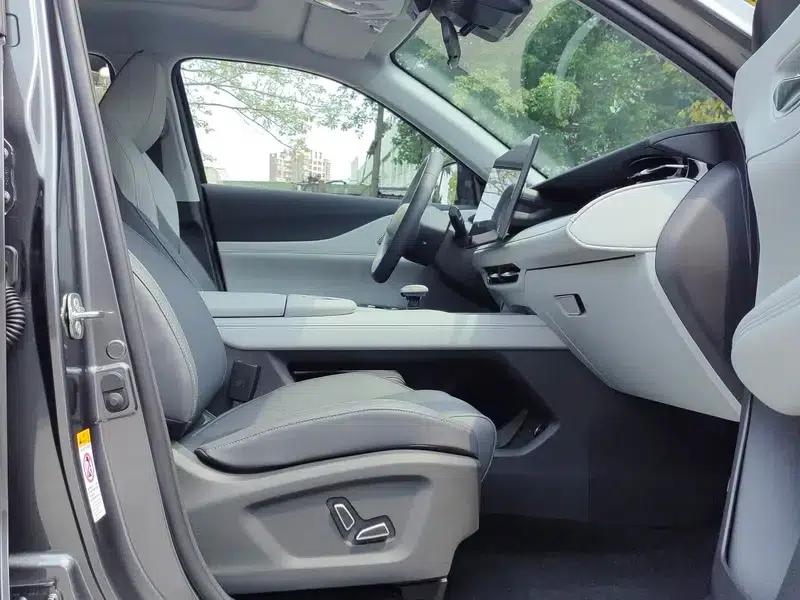 Changan UNI-Z 2025 1.5T DCT Premium Edition — миниатюра 16