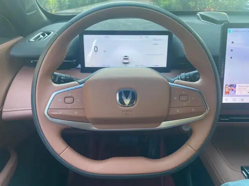 Changan UNI-Z 2025 1.5T DCT Luxury Edition — миниатюра 12