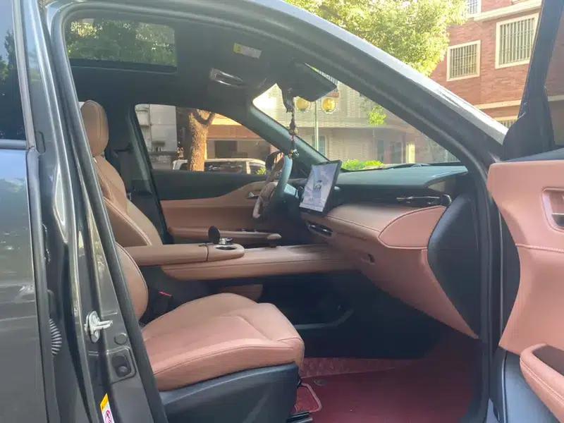 Changan UNI-Z 2025 1.5T DCT Luxury Edition — миниатюра 17