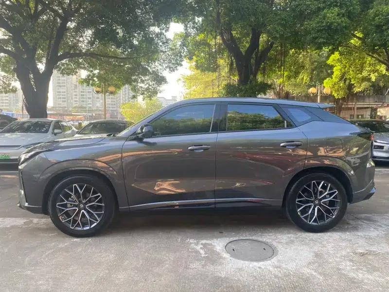 Changan UNI-Z 2025 1.5T DCT Luxury Edition — миниатюра 4