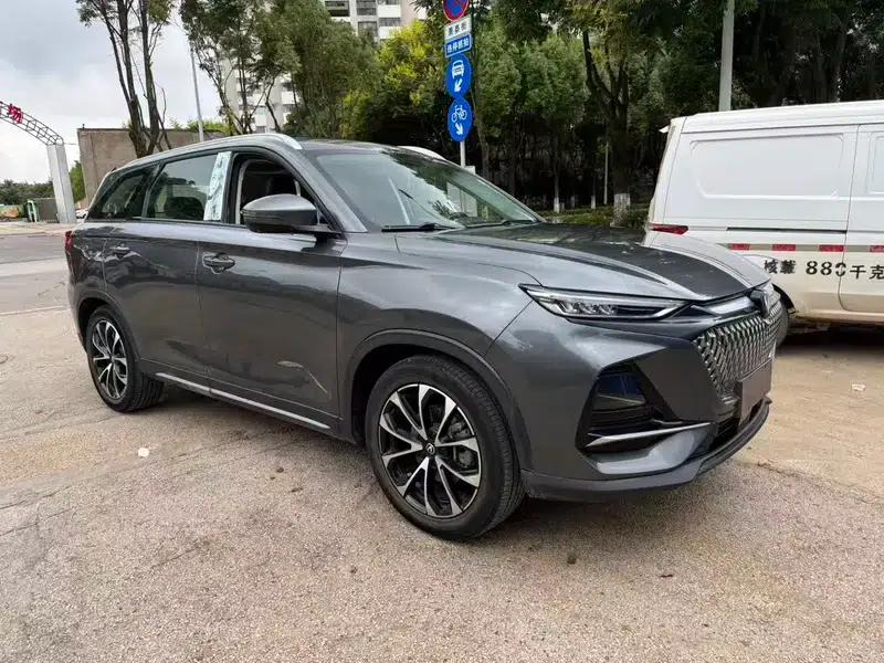 Changan X7 PLUS 2024 1.5T DCT Smart Enjoyment 5-seater — миниатюра 3