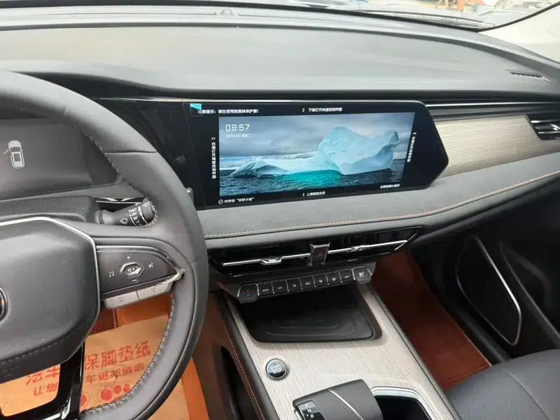 Changan X7 PLUS 2024 1.5T DCT Premium 7-seater — миниатюра 7