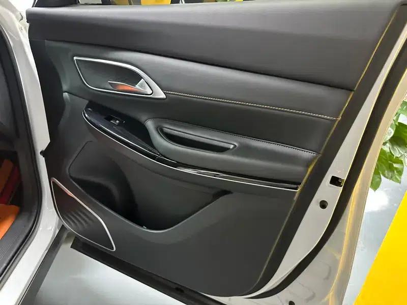 Changan X7 PLUS 2024 1.5T DCT Premium 7-seater — миниатюра 17