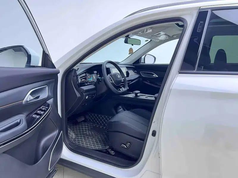 Changan X7 PLUS 2024 1.5T DCT Premium 7-seater — миниатюра 17