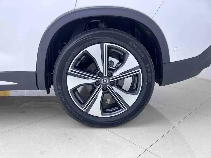 Changan X7 PLUS 2024 1.5T DCT Premium 7-seater — миниатюра 9
