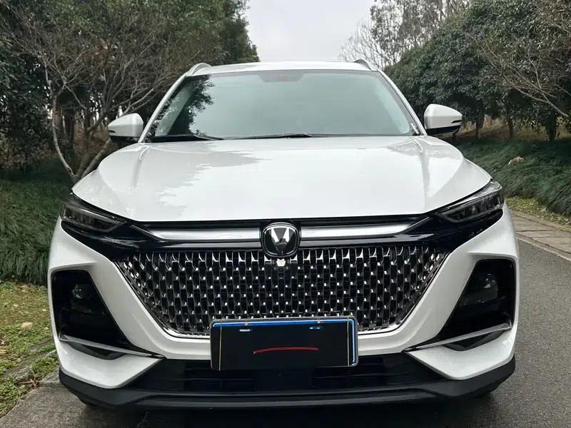 Changan X7 PLUS 2024 1.5T DCT Premium 7-seater — миниатюра 2
