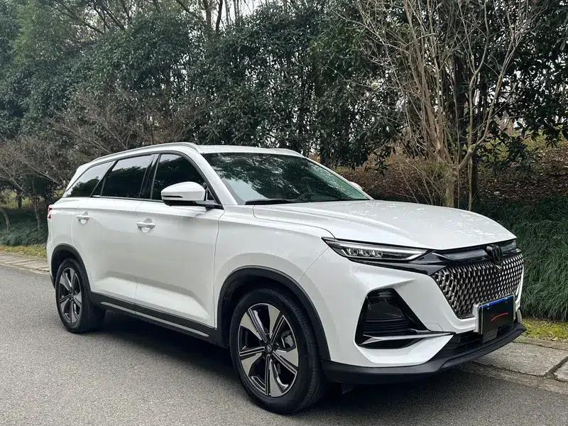 Changan X7 PLUS 2024 1.5T DCT Premium 7-seater — миниатюра 3