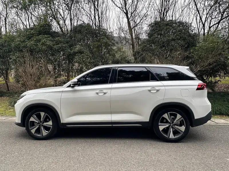 Changan X7 PLUS 2024 1.5T DCT Premium 7-seater — миниатюра 4