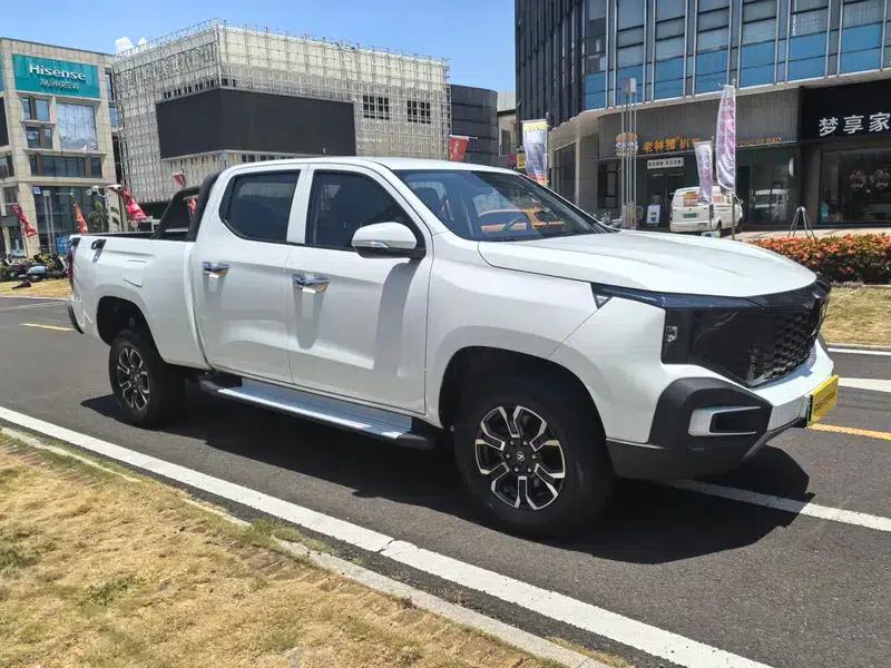 Hunter 2024 Warrior Luxury Dual Motor 4WD Extra Long Box — миниатюра 3