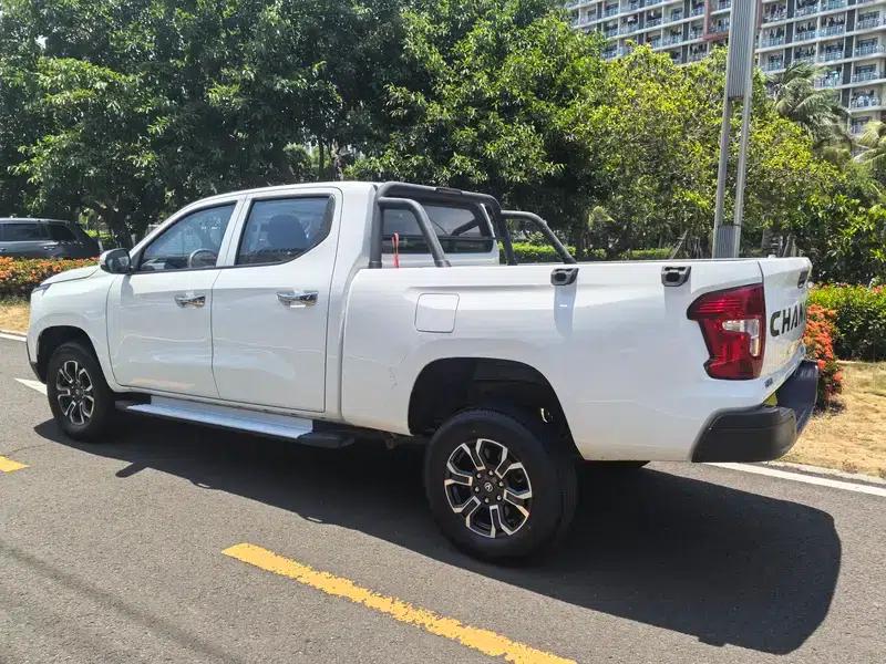 Hunter 2024 Warrior Luxury Dual Motor 4WD Extra Long Box — миниатюра 4