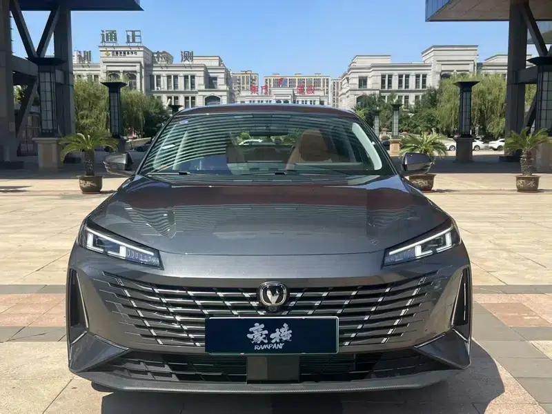 Changan Eado PHEV 2025 Smart Blue Whale 145KM Battleship Edition — миниатюра 2