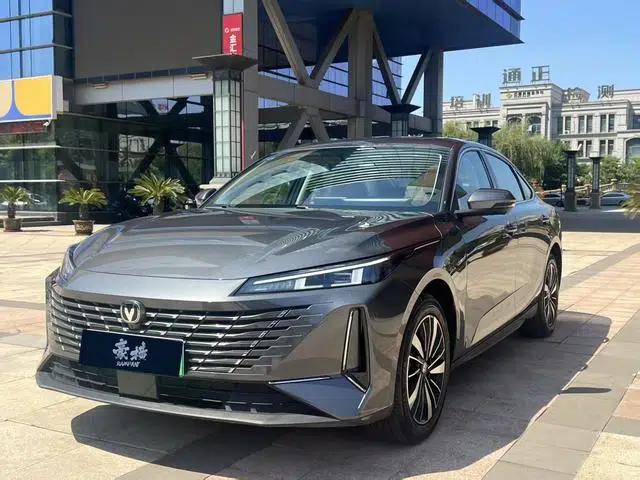 Changan Eado PHEV 2025 Smart Blue Whale 145KM Battleship Edition