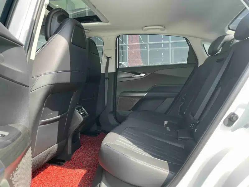 Changan Eado PHEV 2025 Smart Blue Whale 145KM Battleship Edition — миниатюра 13