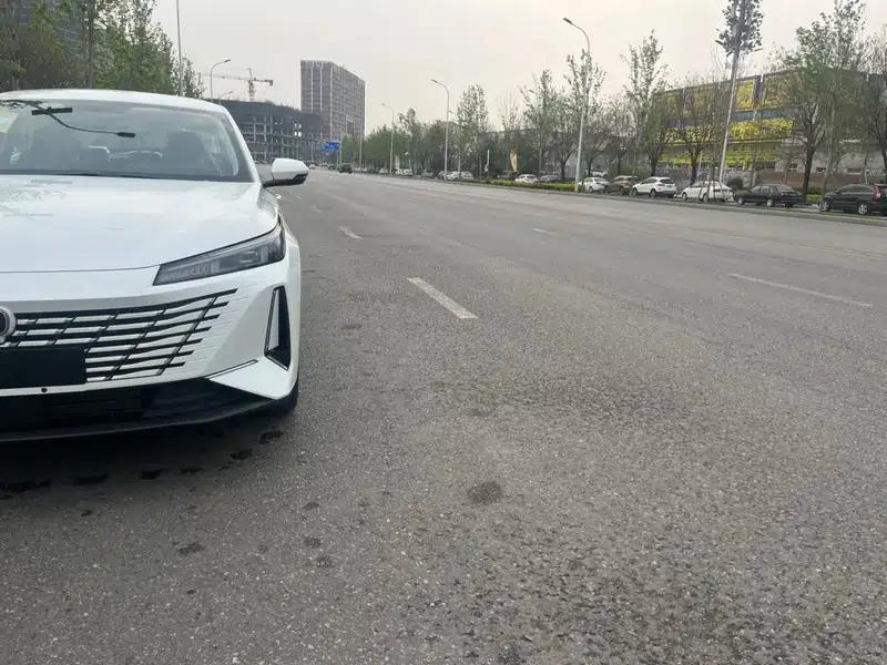 Changan Eado PHEV 2025 Smart Blue Whale 145KM High-Performance Edition — миниатюра 7