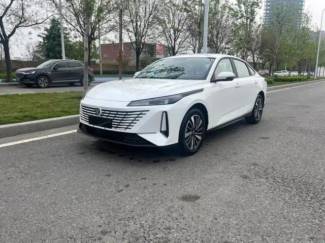 Changan Eado PHEV 2025 Smart Blue Whale 145KM High-Performance Edition