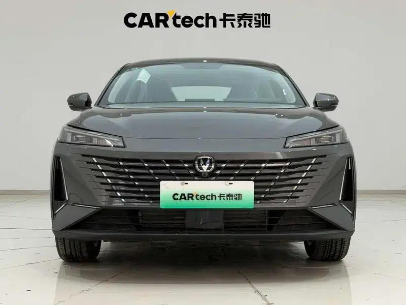 Changan Eado PHEV 2025 Smart Blue Whale 145KM High-Performance Edition — миниатюра 2