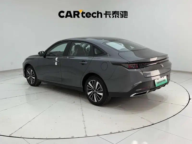 Changan Eado PHEV 2025 Smart Blue Whale 145KM High-Performance Edition — миниатюра 5