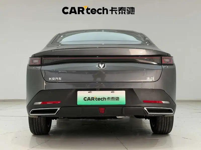 Changan Eado PHEV 2025 Smart Blue Whale 145KM High-Performance Edition — миниатюра 6