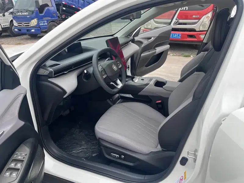 Changan Eado PHEV 2025 Smart Blue Whale 145KM Battleship Edition — миниатюра 15