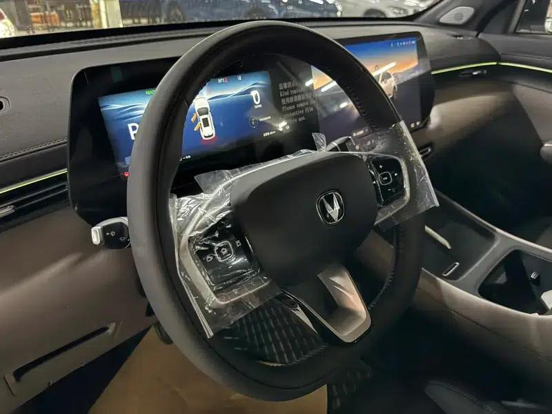 Changan CS55 PLUS PHEV 2026 Smart New Blue Whale 125km Smart Edition — миниатюра 12
