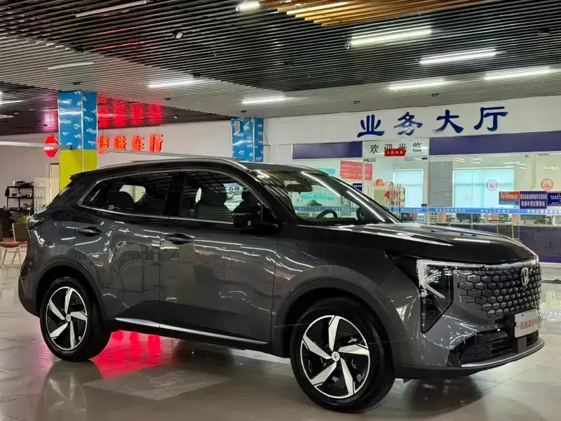 Changan CS55 PLUS PHEV 2026 Smart New Blue Whale 125km Smart Edition — миниатюра 3