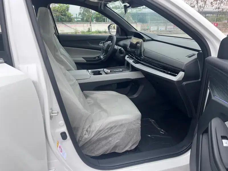 Changan CS55 PLUS PHEV 2025 Smart New Blue Whale 125km Battleship Edition — миниатюра 11