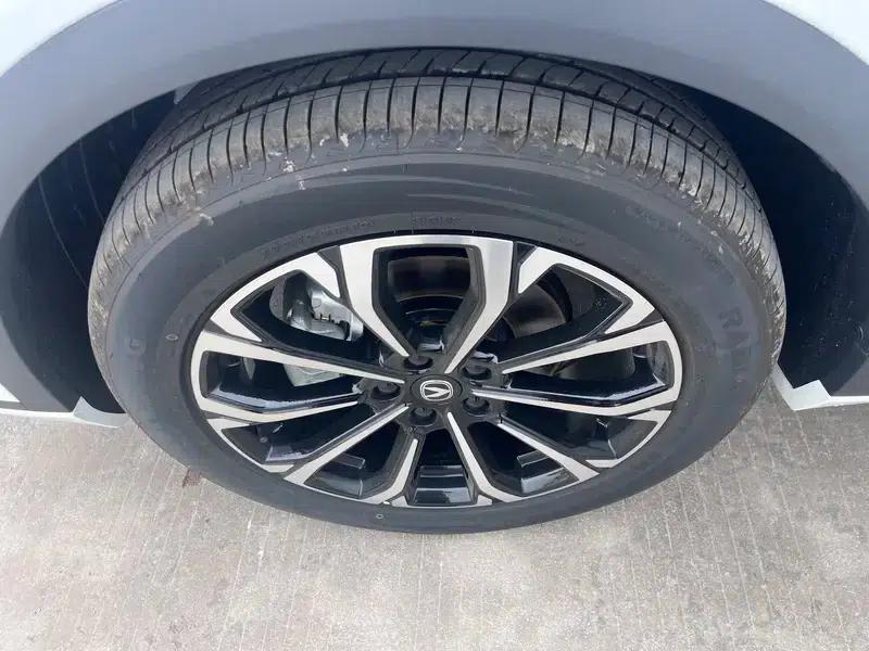 Changan CS55 PLUS PHEV 2025 Smart New Blue Whale 125km Battleship Edition — миниатюра 8