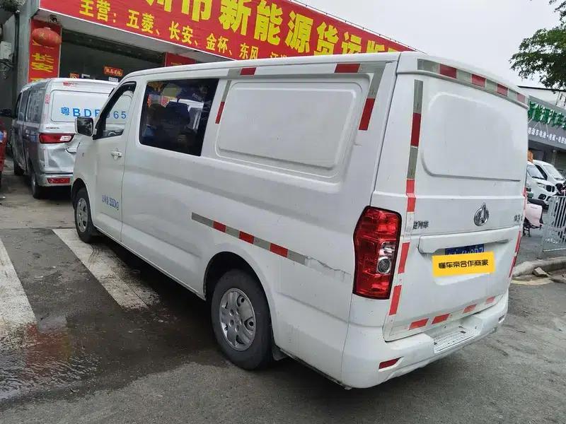 Ruixing M80 2019 Model 1.5L Basic 4-Seat Single Oven Air Conditioning National VI Flat Top Rear Hatchback DAM15KR — миниатюра 2
