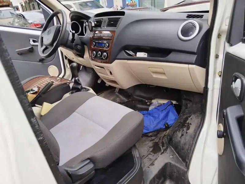 Ruixing M80 2019 Model 1.5L Basic 4-Seat Single Oven Air Conditioning National VI Flat Top Rear Hatchback DAM15KR — миниатюра 8